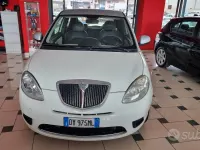 Usata Lancia Ypsilon 77 CV (56 kW) 2009 Bianco Utilitaria