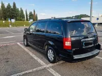 Usata Chrysler Voyager 143 CV (105 kW) 2009 Nero Monovolume