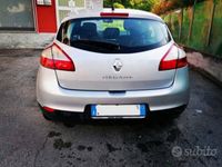 Usata Renault Mégane III 110 CV (80 kW) 2009 Grigio Utilitaria