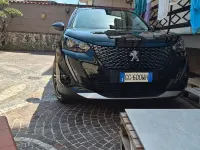 Usata Peugeot 2008 101 CV (74 kW) 2021 Nero SUV