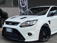 Usata Ford Focus RS 305 CV (224 kW) 2010 Bianco Utilitaria