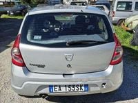 Usata Dacia Sandero Ambiance 75 CV (55 kW) 2014 Berlina