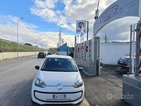 Usata VW up! Move 67 CV (49 kW) 2014 Bianco Utilitaria