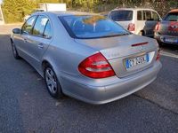 Usata Mercedes E280 Avantgarde 177 CV (130 kW) 2006 Argento Berlina