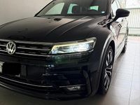 Usata VW Tiguan R-line 150 CV (110 kW) 2018 Nero SUV