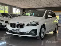 Usata BMW 218 Luxury Line 150 CV (110 kW) 2021 Bianco Station wagon