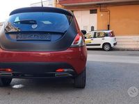 Usata Lancia Ypsilon S 85 CV (62 kW) 2014 Rosso Utilitaria