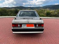 Usata Mercedes 190 185 CV (136 kW) 1985 Beige Berlina