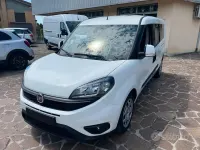 Usata Fiat Doblò 102 CV (75 kW) 2022 Bianco Monovolume