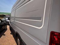 Usata Iveco Daily 145 CV (106 kW) 2012 Bianco candido sbiadito Furgone