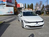 Usata VW Golf VIII Life 110 CV (80 kW) 2023 Bianco Berlina