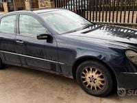 Usata Mercedes E220 143 CV (105 kW) 2002 Station wagon