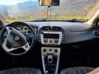 Usata Lancia Delta 120 CV (88 kW) 2010 Blu Utilitaria