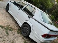 Usata Alfa Romeo 75 148 CV (108 kW) 1988 Bianco Berlina