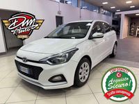 Usata Hyundai i20 75 CV (55 kW) 2019 Bianco Berlina
