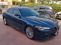 Usata Alfa Romeo Giulia 150 CV (110 kW) 2017 Blu Berlina