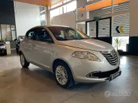 Usata Lancia Ypsilon Gold 85 CV (62 kW) 2014 Grigio Utilitaria