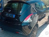 Usata Lancia Ypsilon 60 CV (44 kW) 2013 Nero Utilitaria