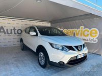 Usata Nissan Qashqai Tekna 116 CV (85 kW) 2015 Bianco SUV