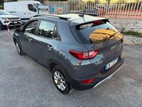 Usata Kia Stonic 101 CV (74 kW) 2023 Grigio SUV