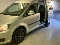 Usata VW Caddy Highline 110 CV (80 kW) 2013 Argento Monovolume