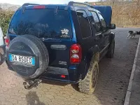 Usata Jeep Cherokee 163 CV (119 kW) 2006 Blu SUV