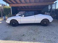 Begagnad Alfa Romeo Spider 150 HK (110 kW) 1997 Vit Cab