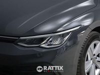 Usata VW Golf VIII Life 116 CV (85 kW) 2021 Grigio urano Station wagon