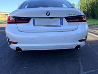 Usata BMW 320 Luxury Line 190 CV (139 kW) 2019 Bianco Berlina