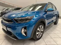 Begagnad Kia Stonic Urban 100 HK (73 kW) 2023 Blå SUV