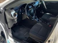 Usata Toyota Auris 99 CV (72 kW) 2014 Bianco Berlina