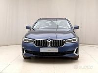 Usata BMW 520 Luxury Line 190 CV (139 kW) 2022 Blu Station wagon