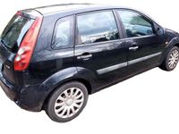 Usata Ford Fiesta Titanium 68 CV (50 kW) 2007 Nero Berlina