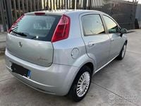 Usata Fiat Grande Punto 60 CV (44 kW) 2008 Grigio Utilitaria