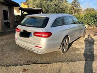 Usata Mercedes E220 Premium Plus 194 CV (142 kW) 2019 Argento Station wagon