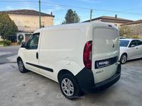 Usata Fiat Doblò 105 CV (77 kW) 2019 Bianco Monovolume