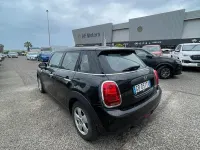 Usata Mini ONE 102 CV (75 kW) 2020 Nero Utilitaria