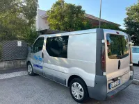 Usata Opel Vivaro 99 CV (72 kW) 2006 Grigio Monovolume