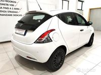 Usata Lancia Ypsilon 69 CV (50 kW) 2017 Bianco Utilitaria