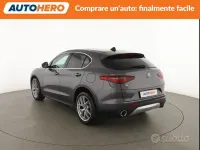 Usata Alfa Romeo Stelvio Executive 209 CV (153 kW) 2017 Grigio SUV