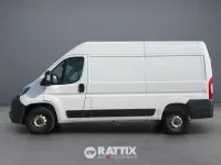 Usata Peugeot Boxer 140 CV (102 kW) 2024 Kaolin white Furgone