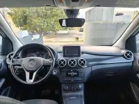 Usata Mercedes B180 Executive 109 CV (80 kW) 2013 Grigio chiaro Utilitaria