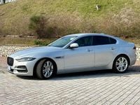 Usata Jaguar XE SE 250 CV (183 kW) 2023 Argento Berlina