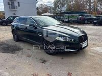 Usata Jaguar XF Sportbrake Business Edition 163 CV (119 kW) 2014 Verde Station wagon