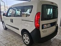 Usata Fiat Doblò Easy 95 CV (69 kW) 2017 Bianco Monovolume
