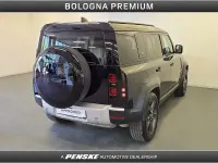Usata Land Rover Defender SE 200 CV (147 kW) 2024 Nero SUV