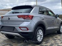 Usata VW T-Roc Life 116 CV (85 kW) 2023 Nero SUV