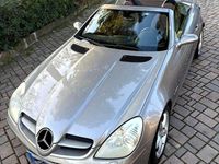 Usata Mercedes SLK200 117 CV (86 kW) 2005 Argento Cabrio