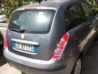 Usata Lancia Ypsilon 69 CV (50 kW) 2004 Grigio Utilitaria