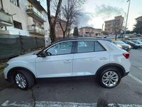 Usata VW T-Roc Life 150 CV (110 kW) 2023 Beige SUV
